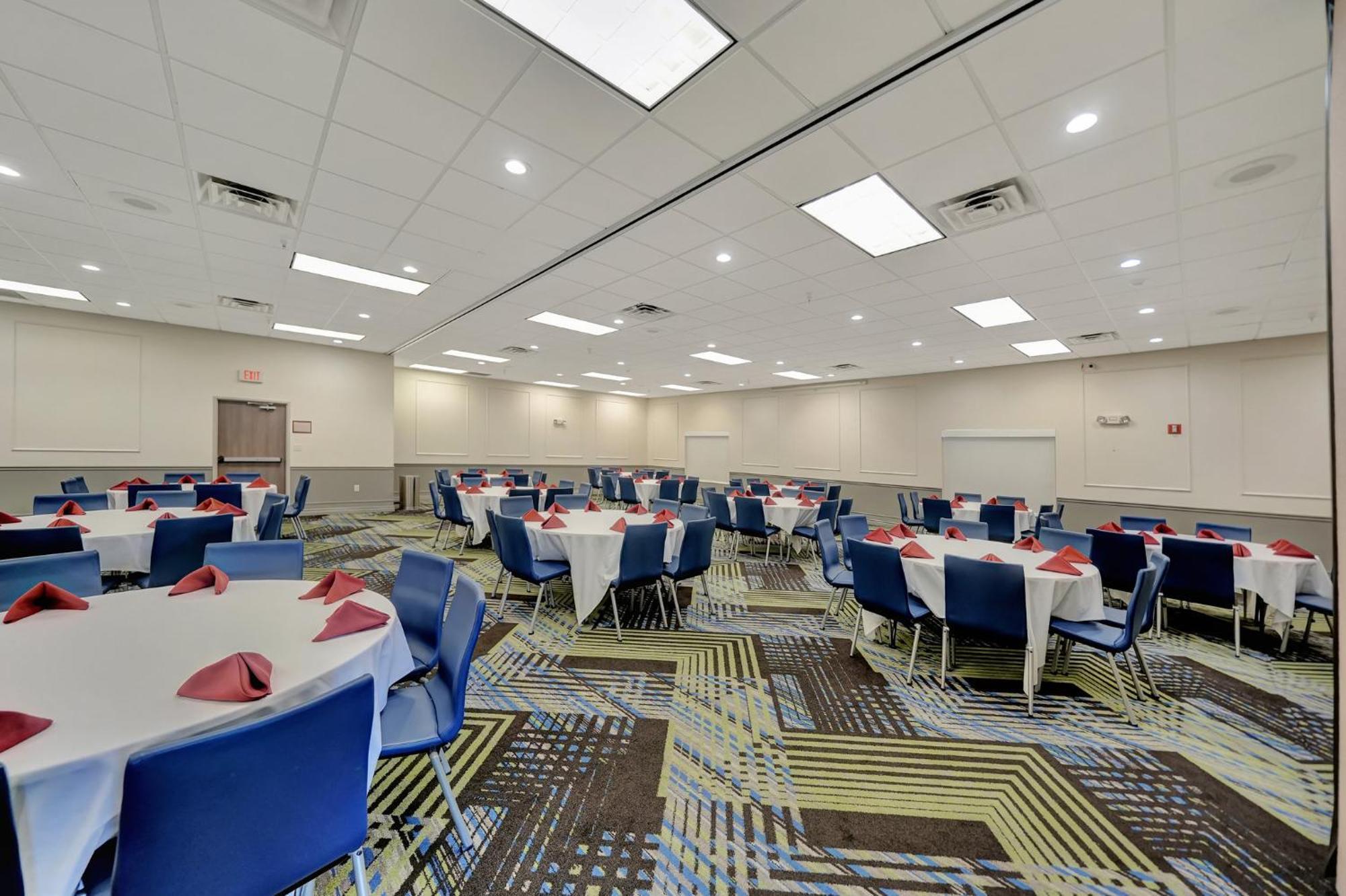 Holiday Inn Express Hotel & Suites Beatrice By Ihg Екстер'єр фото