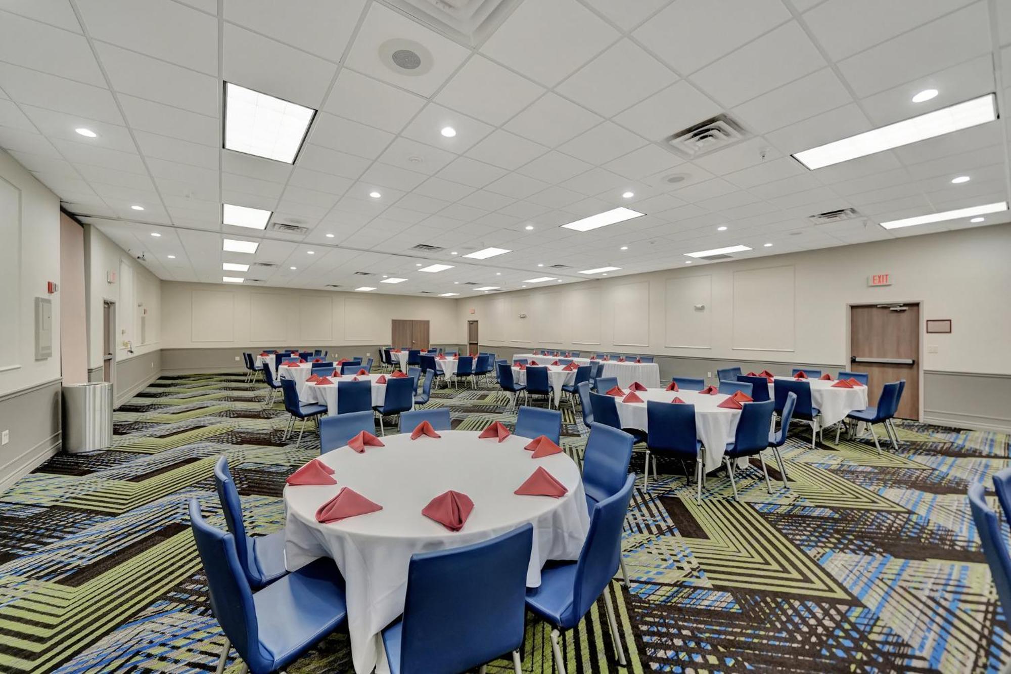 Holiday Inn Express Hotel & Suites Beatrice By Ihg Екстер'єр фото